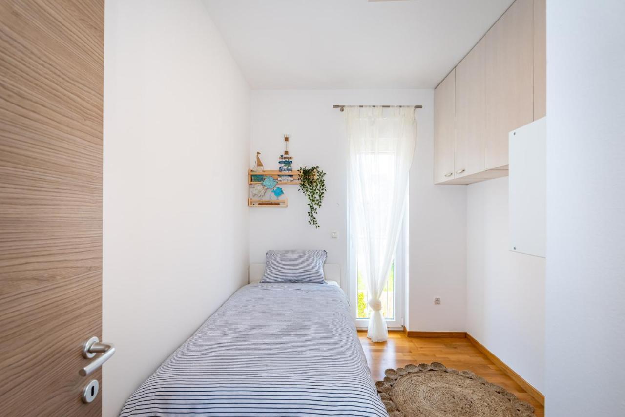 Lipotica - Luxury, With Sea View Apartment Nin Exterior foto